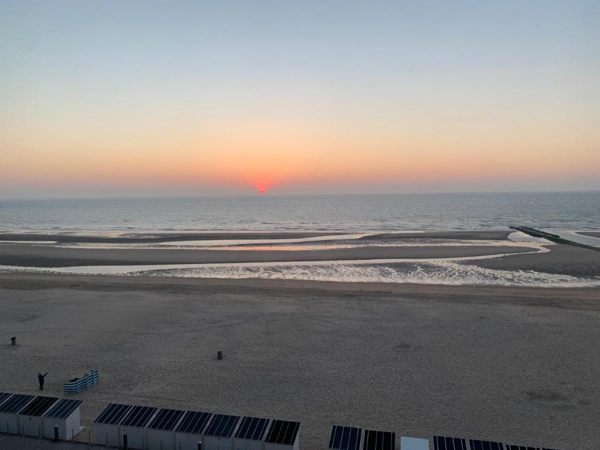 Wonderful Architect Designed Flat With Sea View Apartment Ostend Luaran gambar