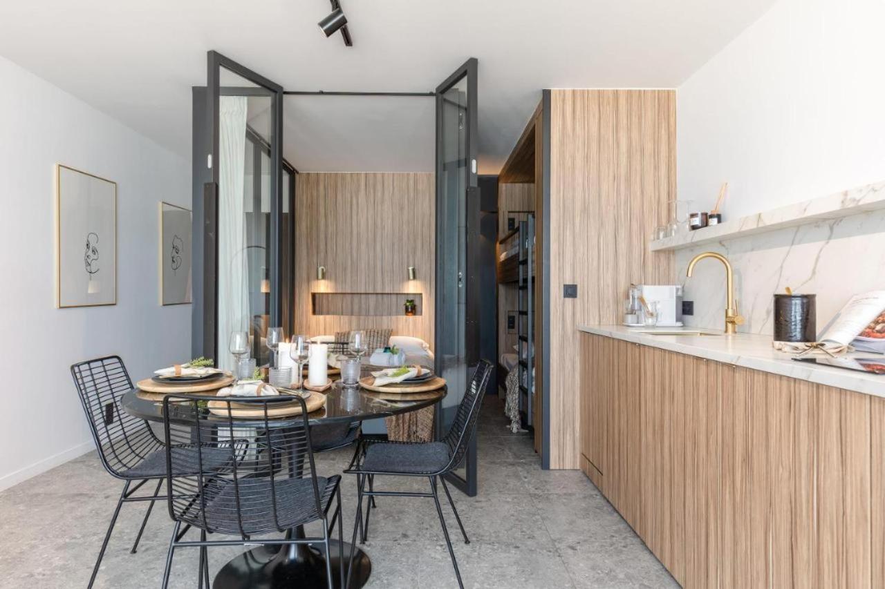 Wonderful Architect Designed Flat With Sea View Apartment Ostend Luaran gambar